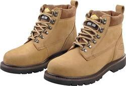 BOTA CREMA 6 PUNTA ACERO 10.5M